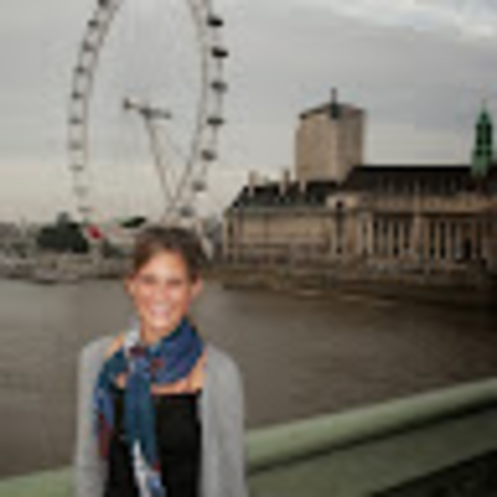 Meet your Posher, Kelly